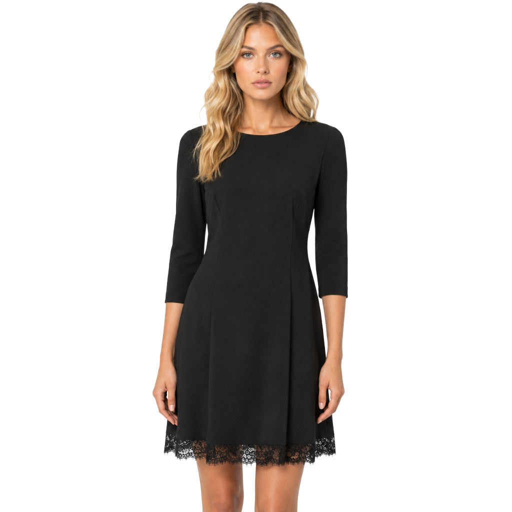 abito a maniche lunghe con pizzo