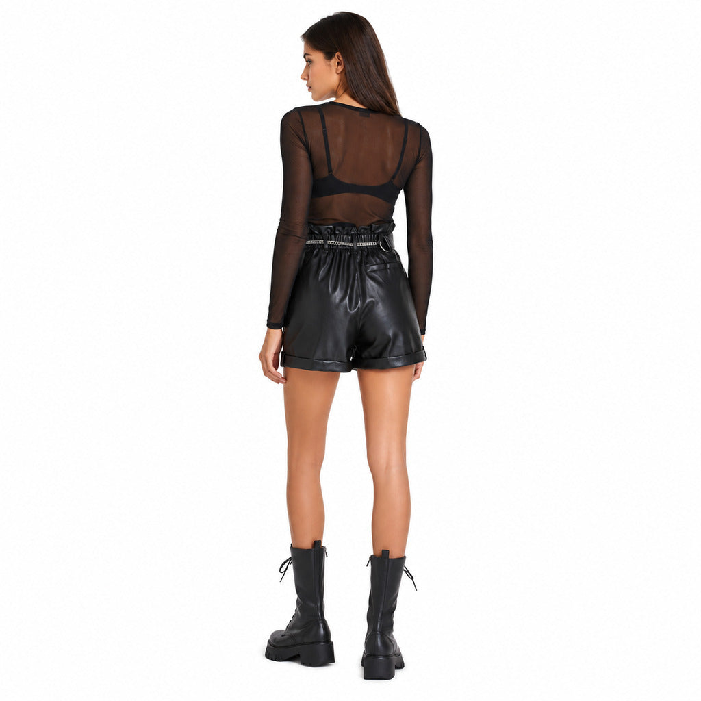 shorts in pelle