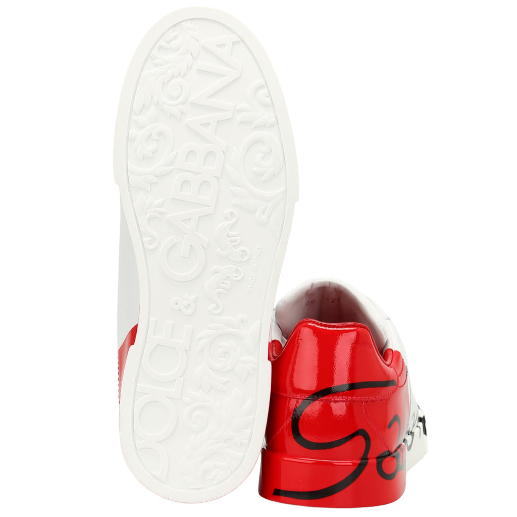 sneakers patent leather