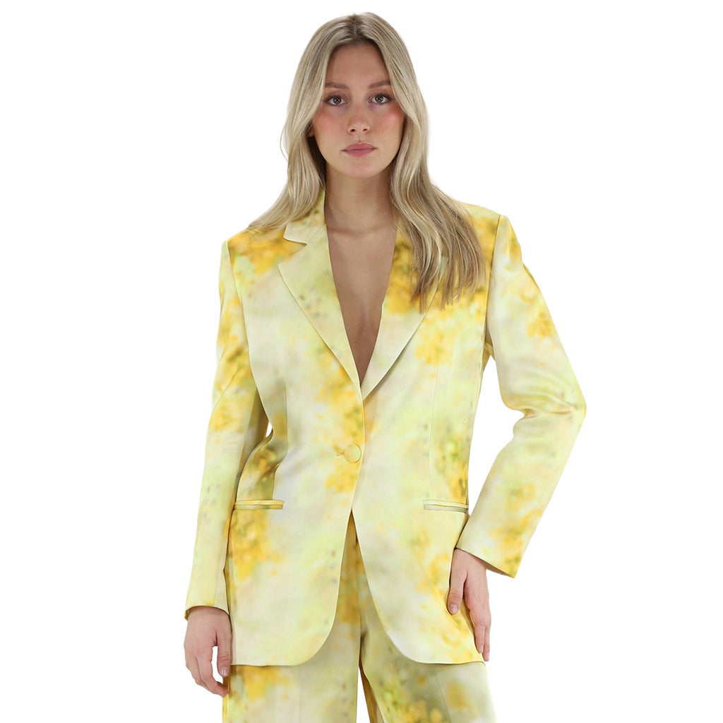 giacca blazer esagerata