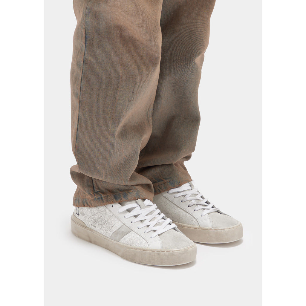 hill low used white