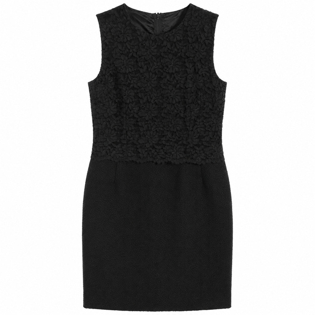 abito nero con pizzo
