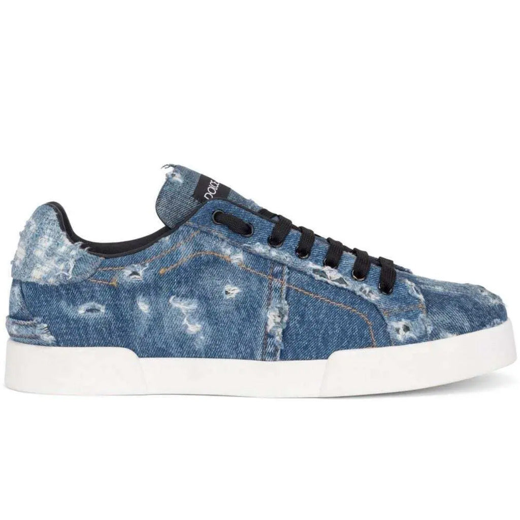 sneakers patch denim