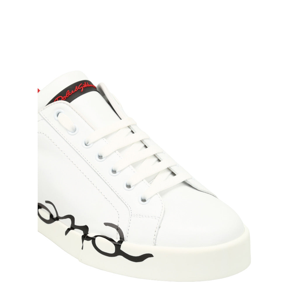 sneakers patent leather