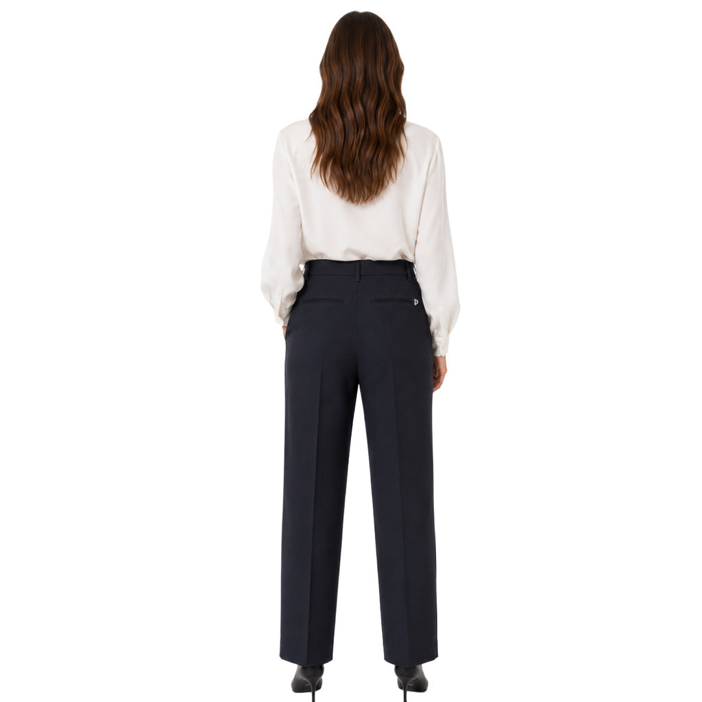Pantalone blu svasato