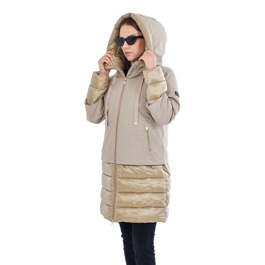 piumino tessuto beige